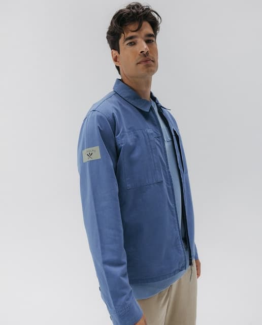 El Pulpo Cazadora de hombre con tejido lavado y doble bolsillo en el pecho